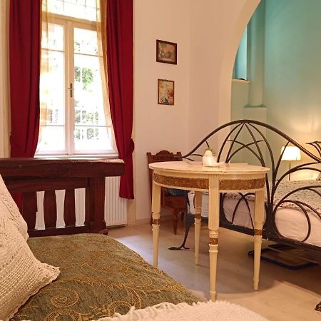 Heritage Harmony With Free Parking Budapest Exterior photo